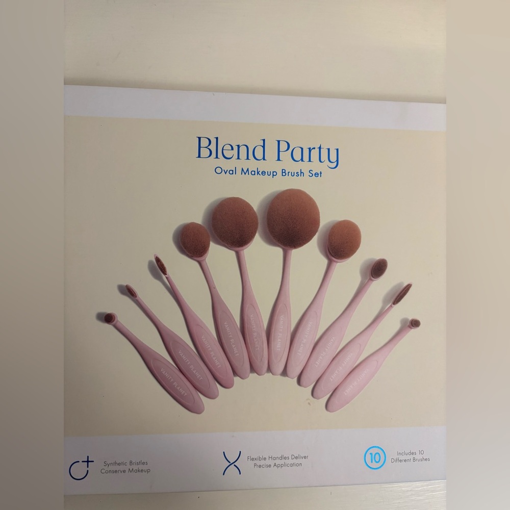 Never Used - Set of 10 Vanity Blend Party Brush Set